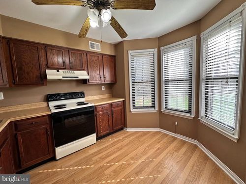 806 Barry Ct, SOUTHAMPTON, PA, 18966-2765 | Card Image