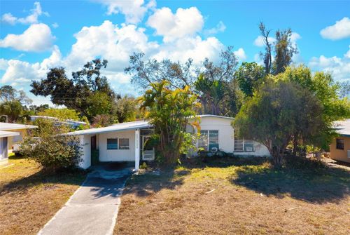 2956 Greenbriar St, Sarasota, FL, 34237-7314 | Card Image