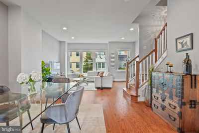 609 E Alexandria Avenue E, Townhouse with 3 bedrooms, 3 bathrooms and null parking in ALEXANDRIA VA | Image 2