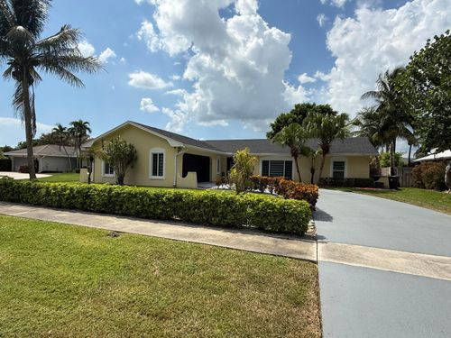 1657 Baltrusol Pl, Wellington, FL, 33414-5904 | Card Image
