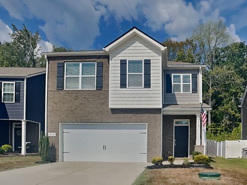 9216 War Eagles Way, Ashland City, TN, 37015-1472 | Card Image