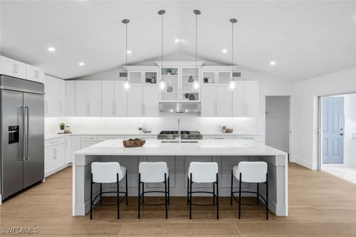 12888 Valewood Dr, NAPLES, FL, 34119-8501 | Card Image