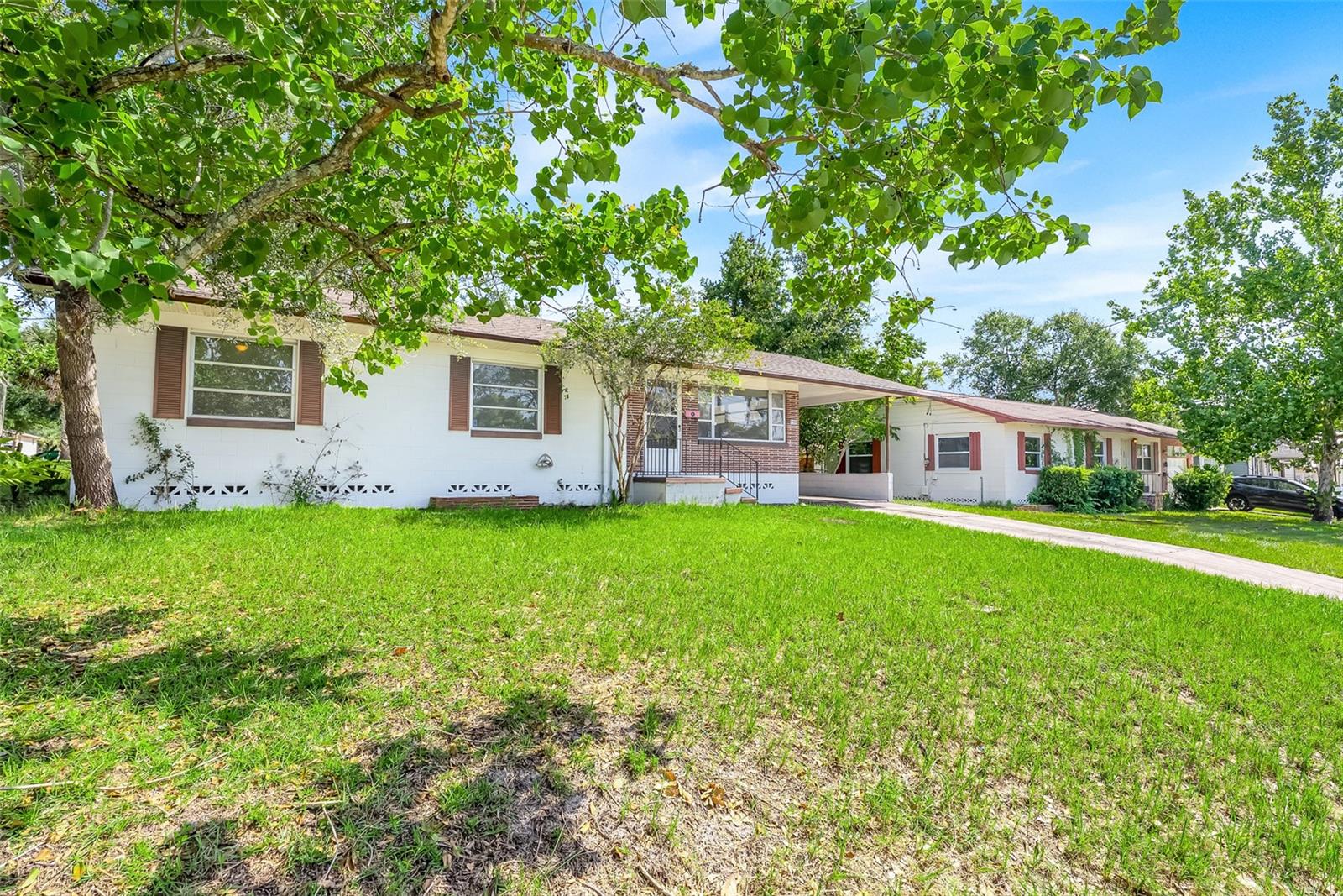 Residential in DELAND 3
