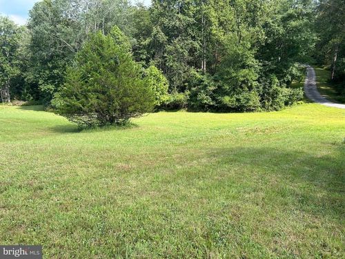 13153 Stonehouse Mountain Rd, CULPEPER, VA, 22701-5022 | Card Image