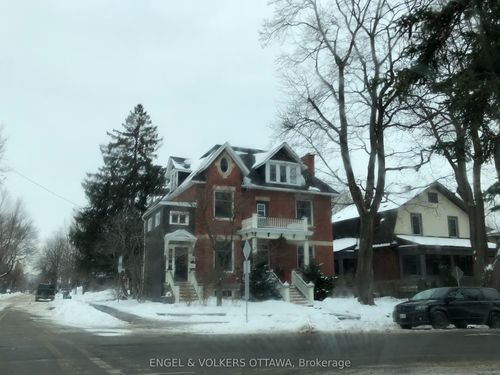 a-501 O'Connor St, Ottawa, ON, K1S3P6 | Card Image