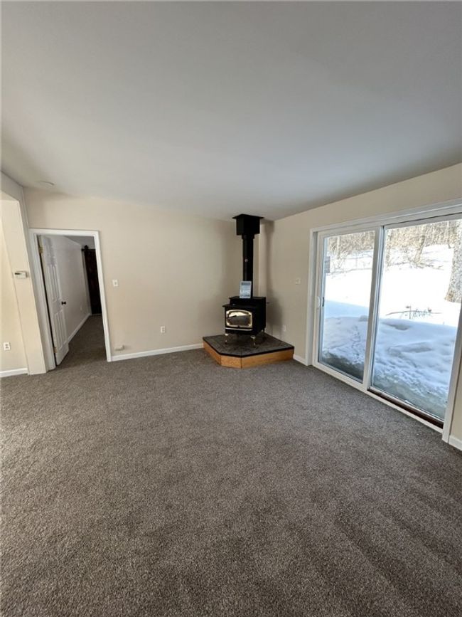 Living Room - Woodstove | Image 7
