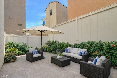 11155 African Sunset St, Henderson, NV, 89052-8617 | Card Image