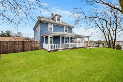 7 Longview Ct, Norwalk, CT, 06851-2712 | Card Image