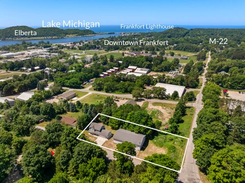 336 Bridge St, Frankfort, MI, 49635-9761 | Card Image
