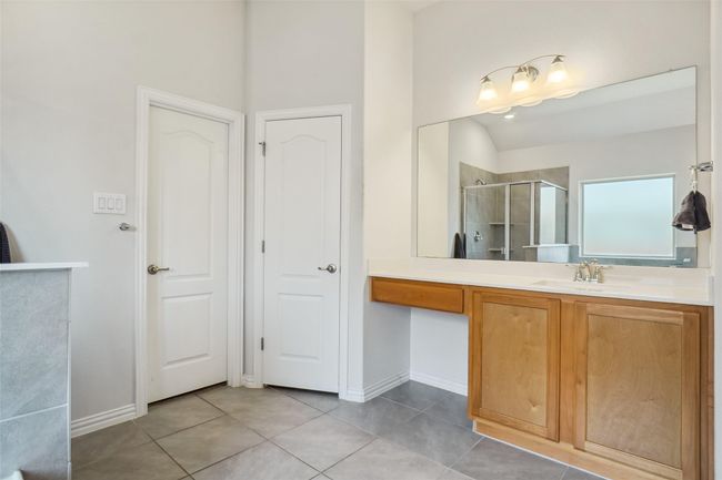2612 Dancing Flame Dr, House other with 4 bedrooms, 4 bathrooms and null parking in Denton TX | Image 15