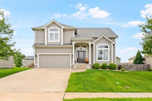 126 Pecan St, Gardner, KS, 66030-7814 | Card Image