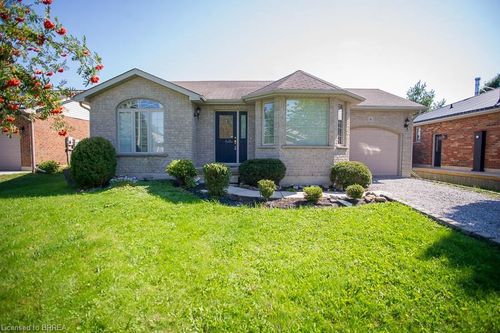 6 Geoffery Rd, Port Dover, ON, N0A1N4 | Card Image