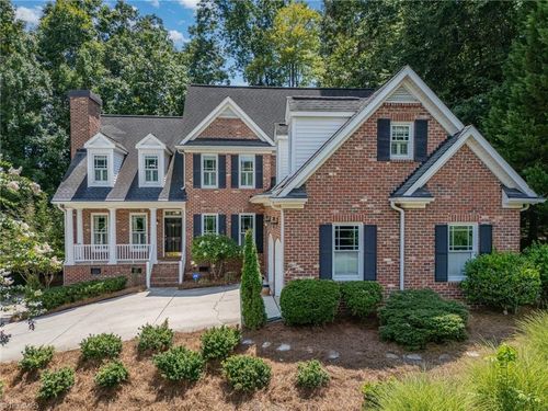 5 Langholm Ct, Jamestown, NC, 27282-8445 | Card Image