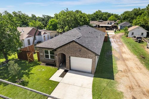 8422 Danville Dr, Dallas, TX, 75217-2162 | Card Image