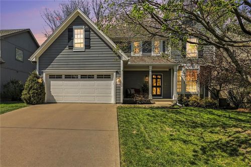 8308 W 127th Cir, Overland Park, KS, 66213-2765 | Card Image