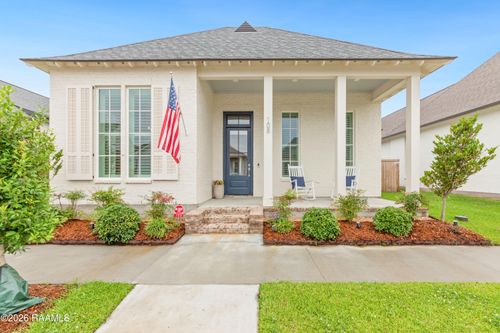108 Hedgemoore Ct, Youngsville, LA, 70592-6937 | Card Image