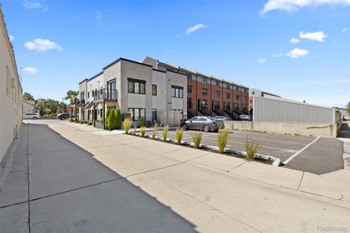 unit-d-105 N Laurel St, Royal Oak, MI, 48067-2785 | Card Image