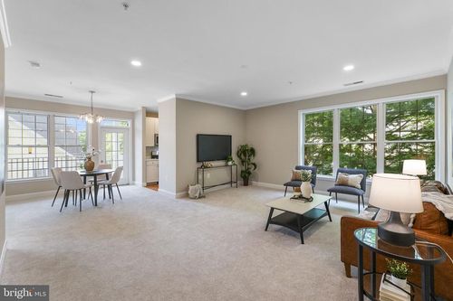 apt-101-11924 Darnestown Rd, North Potomac, MD, 20878-2297 | Card Image