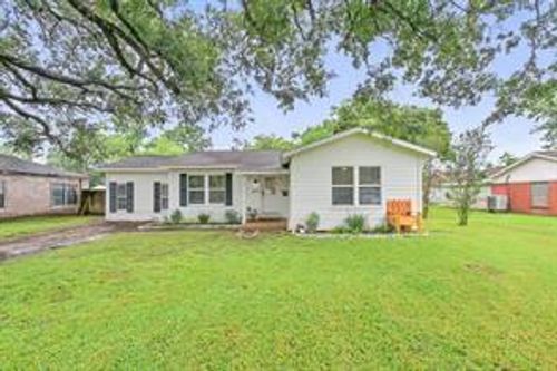 630 N Rockisland St, Angleton, TX, 77515-5621 | Card Image