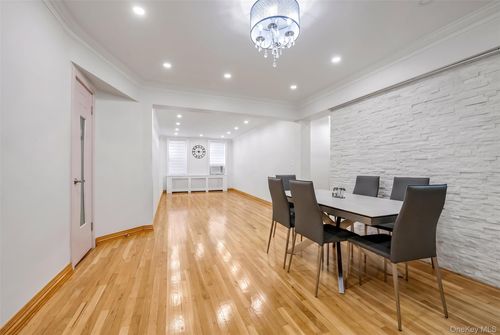 2-a-83-35 139 Street, New York, NY, 11435 | Card Image