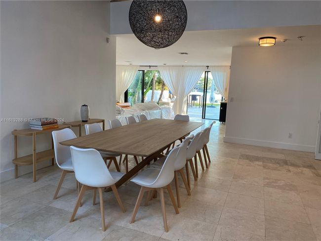 1028 88 Th St, House other with 5 bedrooms, 4 bathrooms and null parking in Surfside FL | Image 9