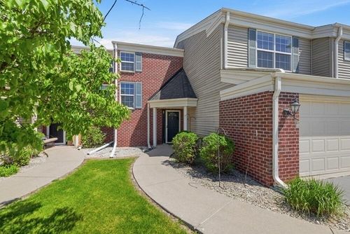 N16W26512 Golf View Ln, Pewaukee, WI, 53072-6658 | Card Image