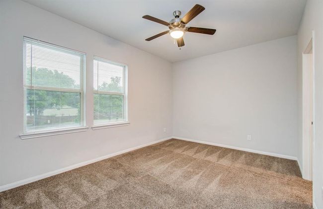 B - 8718 Scott St, Home with 6 bedrooms, 4 bathrooms and null parking in Houston TX | Image 16