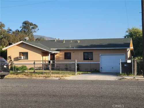 3138 W Nicolet St, Banning, CA, 92220-3608 | Card Image