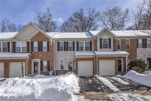 112 Southern Valley Ct, Mars, PA, 16046-9306 | Card Image