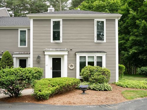 40-40 Bay Farm Rd, Duxbury, MA, 02332-4832 | Card Image
