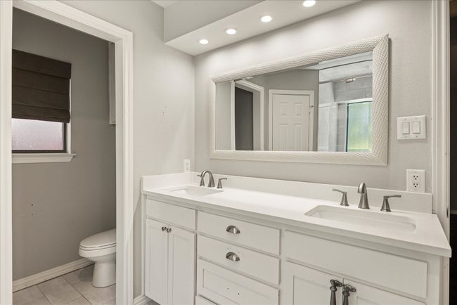 1413 Cat Mountain Trl, House other with 3 bedrooms, 2 bathrooms and null parking in Keller TX | Image 27