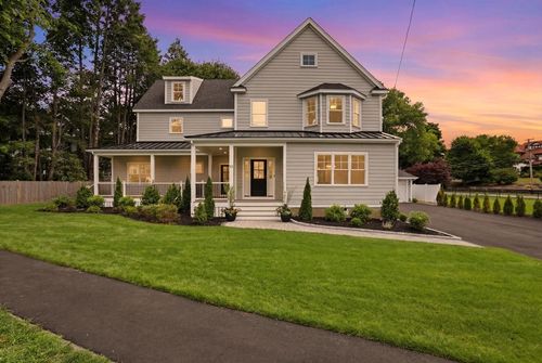 13 Parker Rd, Wakefield, MA, 01880-1417 | Card Image