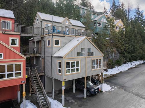 1-2166 Sarajevo Dr, Whistler, BC, V8E0B5 | Card Image