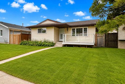 6607 Malvern Rd Ne, Calgary, AB, T2A5C3 | Card Image