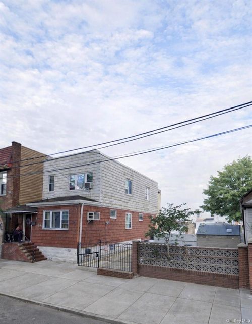 72-15 73rd St, Glendale, NY, 11385-7344 | Card Image