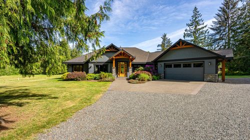 2480 England Rd, Courtenay, BC, V9N9M5 | Card Image