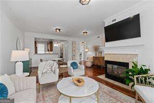unit-206-3101 Howell Mill Rd Nw, Atlanta, GA, 30327-2121 | Card Image