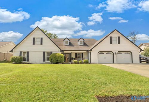 2305 Warwick Ave Sw, Decatur, AL, 35603-1840 | Card Image