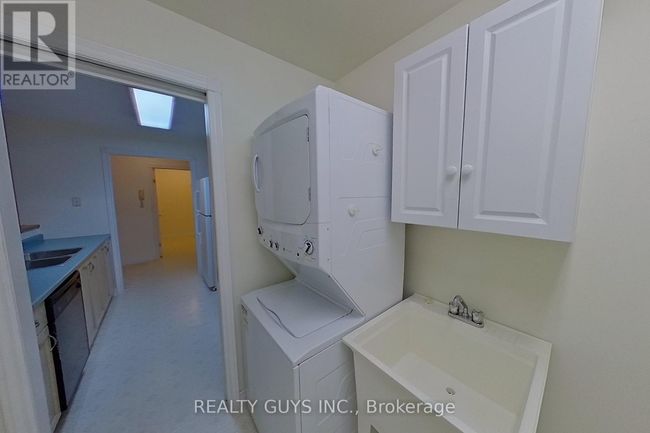 4 - 693 Whitaker St, Townhouse with 2 bedrooms, 2 bathrooms and 1 parking in Peterborough ON | Image 18