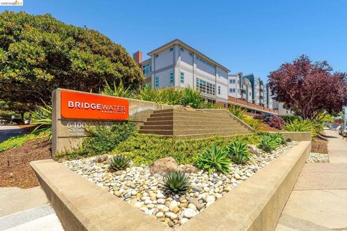 3322-6400 Christie Ave, Emeryville, CA, 94608-1037 | Card Image