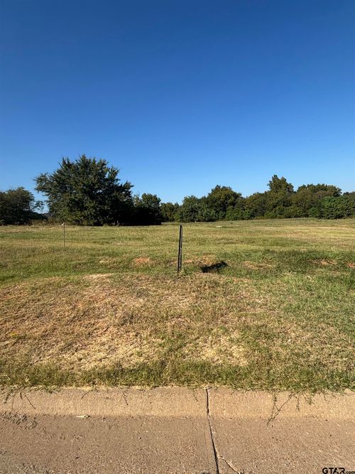 3159 Club Dr, Tyler, TX, 75703-7597 | Card Image