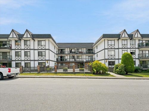 313-145 W 18 Street, North Vancouver, BC, V7M1W5 | Card Image
