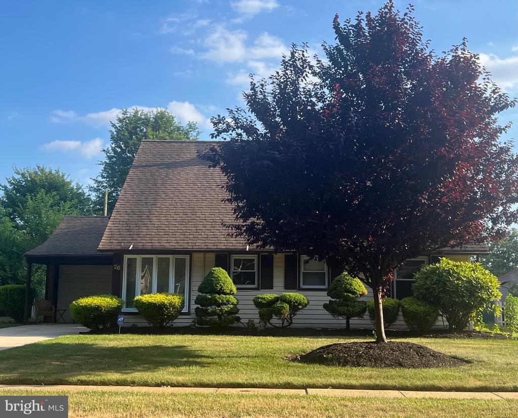 Melville Ln, Willingboro, NJ 08046