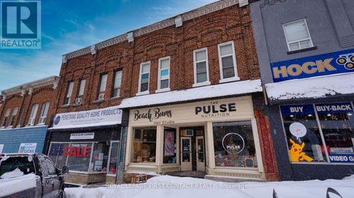 79 Main St, Penetanguishene, ON, L9M1S8 | Card Image