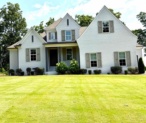 69 Crown Point Dr, Muscle Shoals, AL, 35661 | Card Image