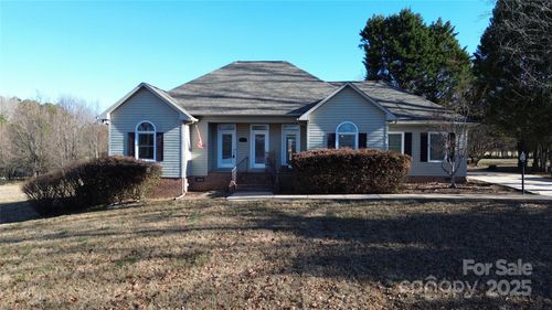 137 Northshore Dr, Cherryville, NC, 28021-8314 | Card Image