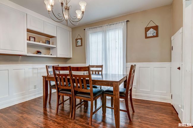 258 E Elm St, House other with 4 bedrooms, 2 bathrooms and null parking in Waverly IL | Image 5