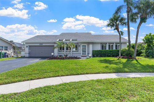 8708 Sw 52nd St, Cooper City, FL, 33328-4316 | Card Image