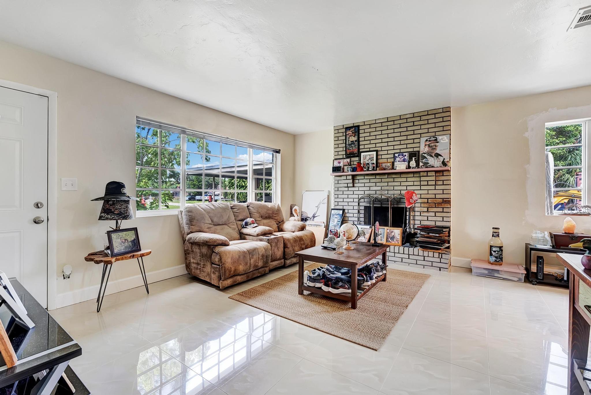 Aspen Rd, West Palm Bch, FL 33409