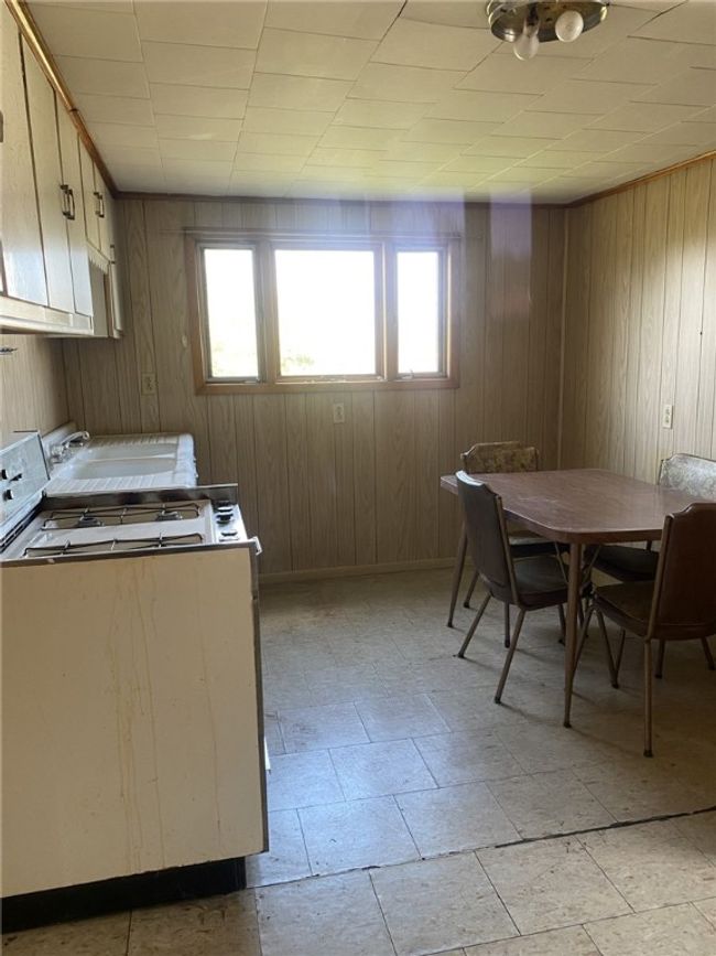 Apartment kitchen | Image 7